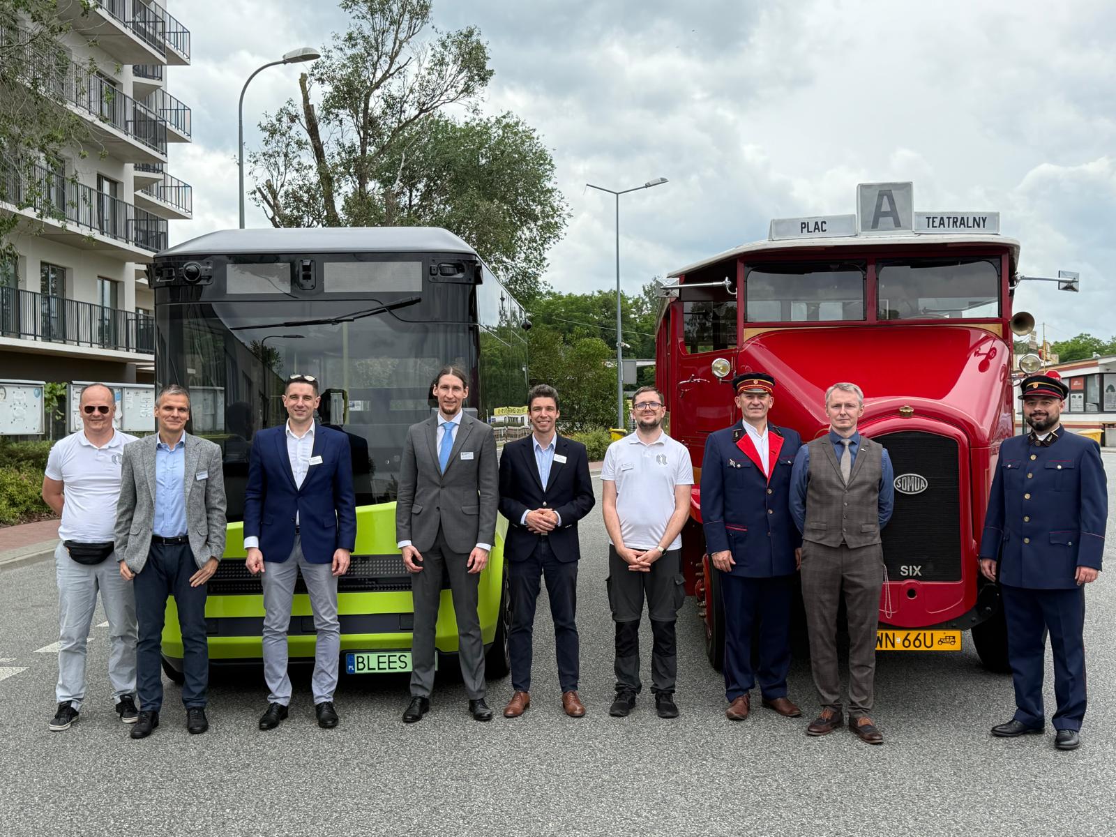 100 lat transportu publicznego z Teamem